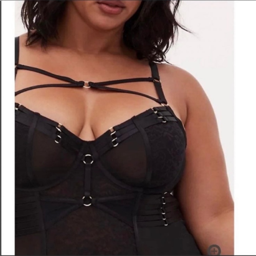 NWT torrid harness caged open back bodysuit - Picture 4 of 6